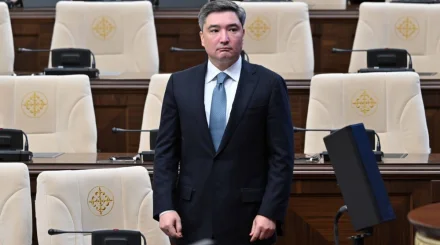 "Настоящий профессионал": президент высоко оценил работу Олжаса Бектенова