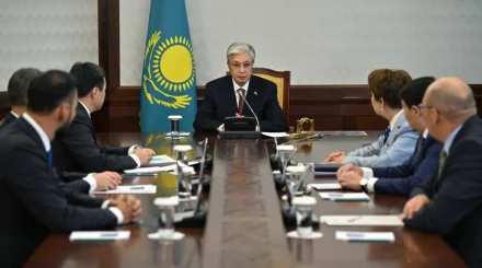 Президент Құрылтайдағы партия фракцияларының жетекшілерімен кездесті