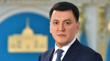 Тоқаев Ерлан Қаринді вице-президент лауазымына ұсынды