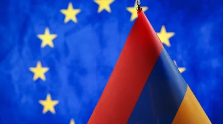 Армению призвали сделать окончательный выбор между ЕАЭС и Евросоюзом