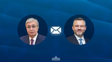   Қасым-Жомарт Тоқаев Петер Пеллегриниді Конституция күнімен құттықтады   