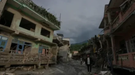 Непалдағы су тасқынынан кейін 5 мыңға жуық адам із-түзсіз жоғалып кетті