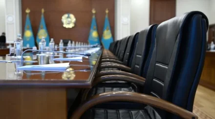 Президент үш министрді тағайындады: Өнеркәсіп, Оқу-ағарту және Сауда министрліктеріне кім келді?