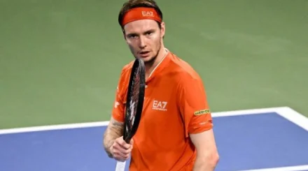 Александр Бублик пробился в третий круг US Open 2026