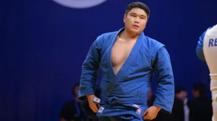 Казахстанец Болат Сапар завоевал золото Всемирных игр кочевников