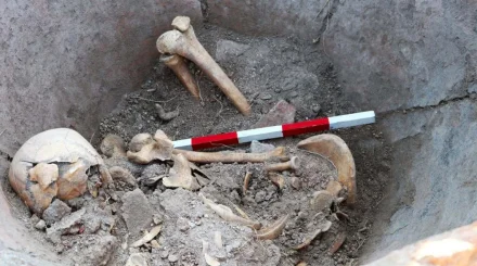 Скелет 1600-летней давности нашли внутри гигантского кувшина в Болгарии