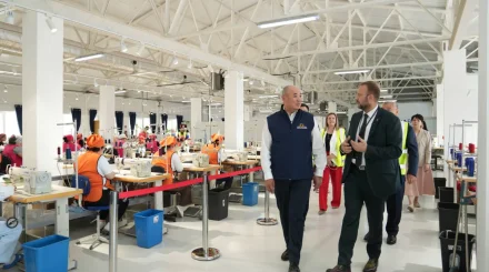 Қанат Шарлапаев Атырау кәсіпорындарын аралады