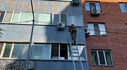  Қонаевта 6 жастағы бала пәтерде қамалып қалған 