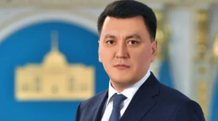 Ерлан Карин: Депутаты Курултая находятся в центре исторического события