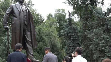 Учитель нации: в Алматы почтили память Ахмета Байтурсынова
