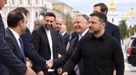 «Бейбітшілік керек»: Зеленский Киевте Уиткофф пен Кушнермен келіссөз бастады