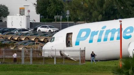 Самолет Amazon разбился при посадке в Майами: погибли пять человек