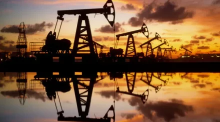 Казахстан будет бурить по 120 скважин в год в поисках нефти