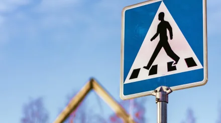 В Алматы на время ограничат движение на участке улицы Толе би