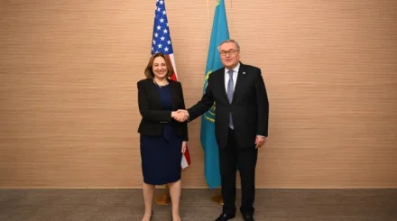 Тлеуберди встретился с послом США: раскрыта ключевая тема переговоров