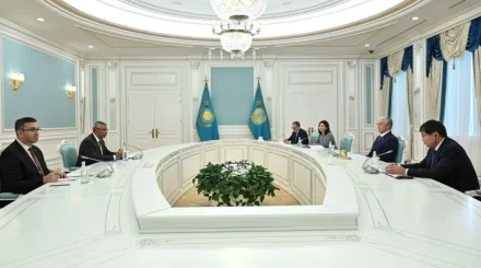 Казахстан строит «умную границу»: Токаев встретился с главой Всемирной таможенной организации