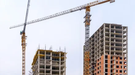Көкшетауда 19 жастағы жігіт құрылыс алаңында көз жұмды