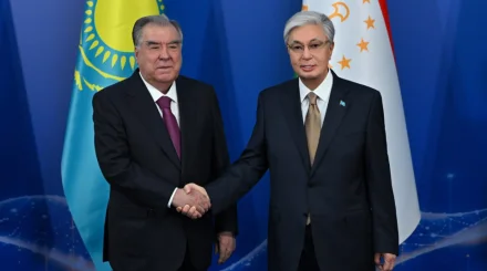 Қасым-Жомарт Тоқаев Тәжікстан президентін Тәуелсіздіктің 35 жылдығымен құттықтады