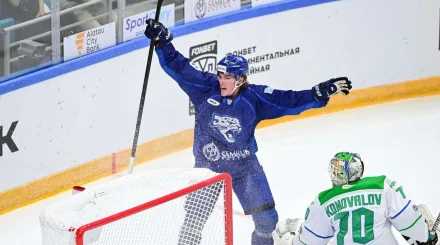 "Барыс" шайбаға толы матчта "Салават Юлаевты" жеңді