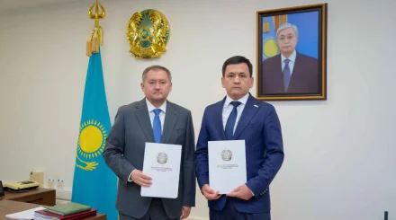 Қазақстанда алты айда 15 кітап оқитын студенттер марафоны басталды
