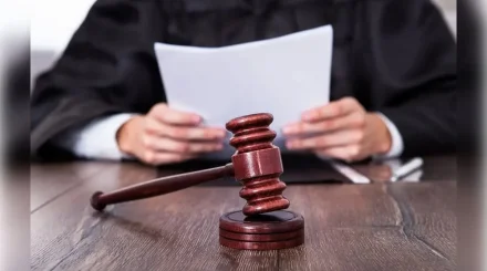 Мат в соцсети обернулся судом для жительницы Актобе