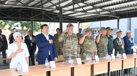 В ШЫМКЕНТЕ ПРОВОДИЛИ МОЛОДЫХ ВОЕННОСЛУЖАЩИХ НА СРОЧНУЮ СЛУЖБУ