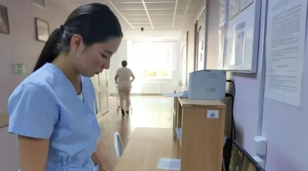 Врачей ждут в районах: чем власти СКО привлекают специалистов