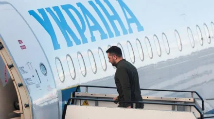 Самолет Зеленского едва не столкнулся с дроном