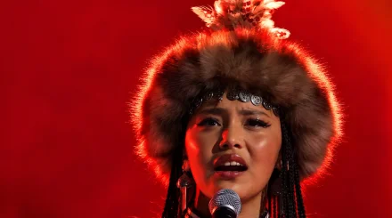 «Маугли қыз»: 17 жастағы қырғыз қызының ерекше қабілеті көпшілікті таңғалдырды
