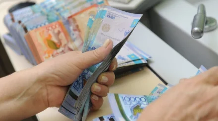 Ұлттық компанияларда қай жерде топ-менеджерлерге 100 миллион теңгеден астам жалақы төленеді?