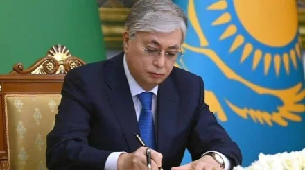 Токаев назначил новых послов Казахстана в Малайзии и Грузии