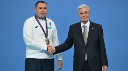 Президент бір топ спортшыны мемлекеттік наградамен марапаттау туралы Жарлыққа қол қойды