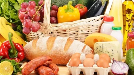 В Казахстане за неделю снизились цены на картофель, лук и капусту