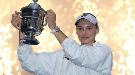  Елена Рыбакина теннис тарихындағы ең үлкен жүлдеге ие болды 