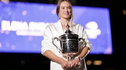 Елена Рыбакина ресми түрде әлемнің бірінші ракеткасы атанды