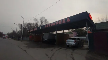 Незаконную автомойку снесли в Алматы