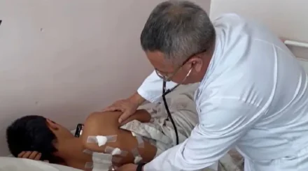 Семейде жасөспірімдер төбелесіп, бірі екіншісінің 15 жеріне пышақ сұғып алған (ВИДЕО)