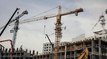 Срыв сроков строительства обошелся застройщику в 10,5 млн тенге