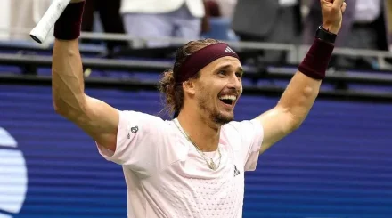 Александр Зверев необычно отреагировал на победу в финале US Open (ВИДЕО)