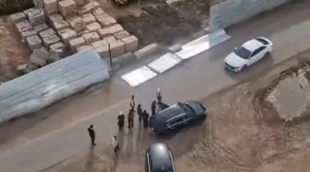 Профлист упал на ребенка в Астане: застройщика привлекли к ответственности