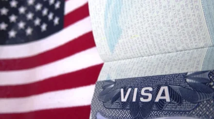 Ужесточение правил выдачи виз для СМИ и студентов отменено в США