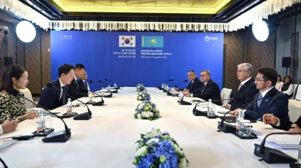 Токаев обсудил с руководством Hanwha Group новые проекты в Казахстане