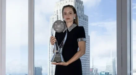 Елена Рыбакина 2026 жылғы турнирлерден қанша табыс тапты?
