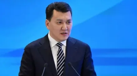 Вице-президент Ерлан Карин назвал ключевые векторы внутренней политики Казахстана