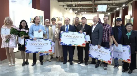 Ажарлы Алматы: Қала күніне орай республикалық кәсіби суретшілер байқауы өтті