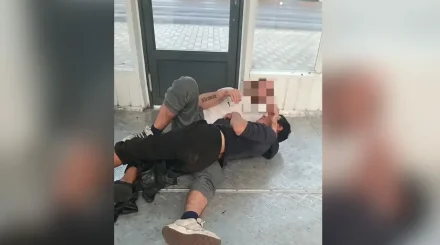 «Екі ер адам құшақтасып жатыр»: желіде тараған видеоға қатысты полиция мәлімдеме берді (ВИДЕО)