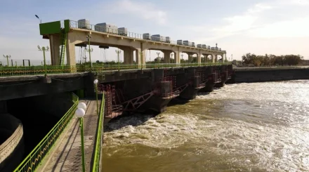 "Казводхоз" спасает озера и пастбища на юге Казахстана