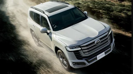Toyota Land Cruiser 300 гибрид нұсқасын таныстырды: бағасы белгілі болды