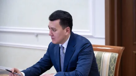 Достижения людей труда должны постоянно освещаться в СМИ - Ерлан Карин