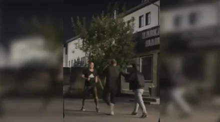 Девушка заявила о домогательствах в Петропавловске, но полиция задержала её защитников